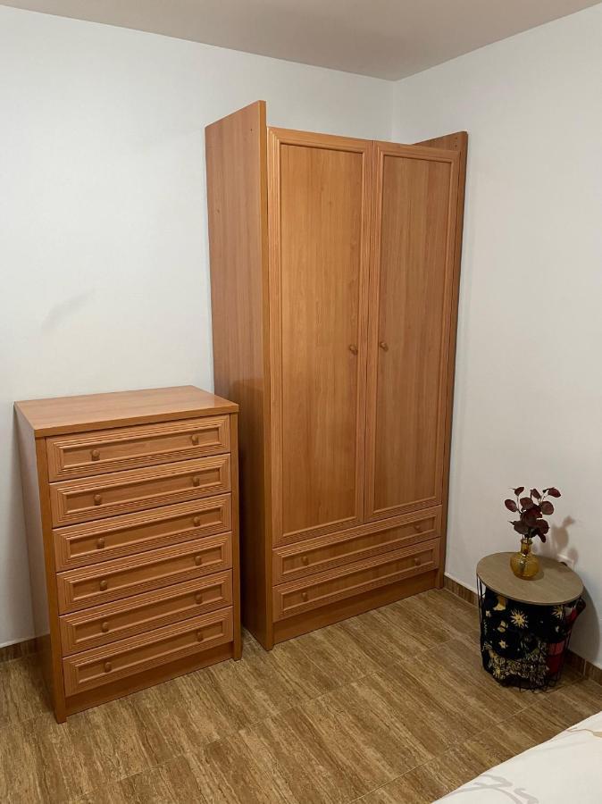 Granada A Un Paso, Parking Gratis Apartment Hijar  Exterior photo