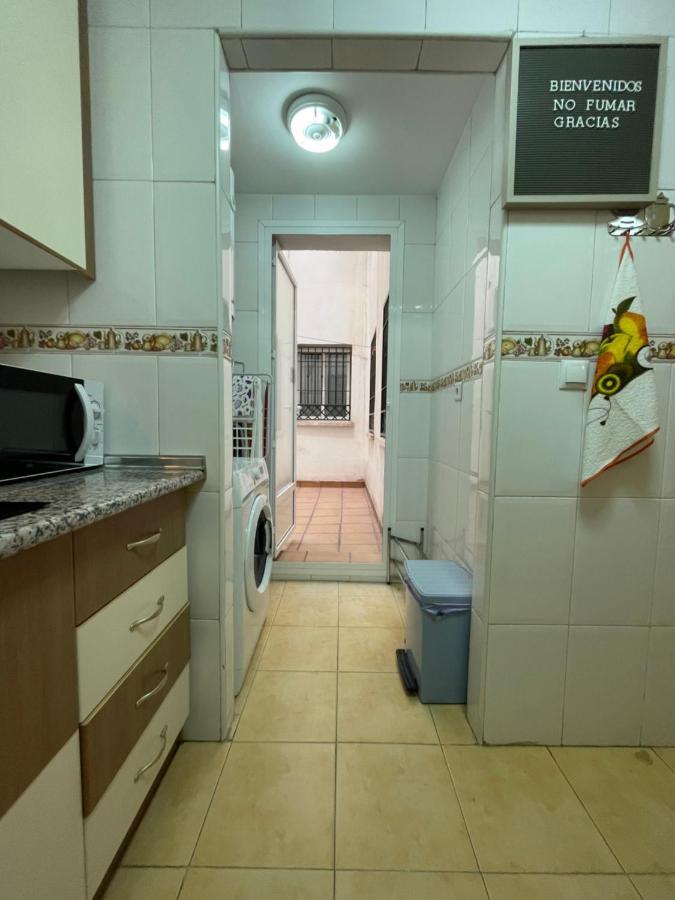 Granada A Un Paso, Parking Gratis Apartment Hijar  Exterior photo